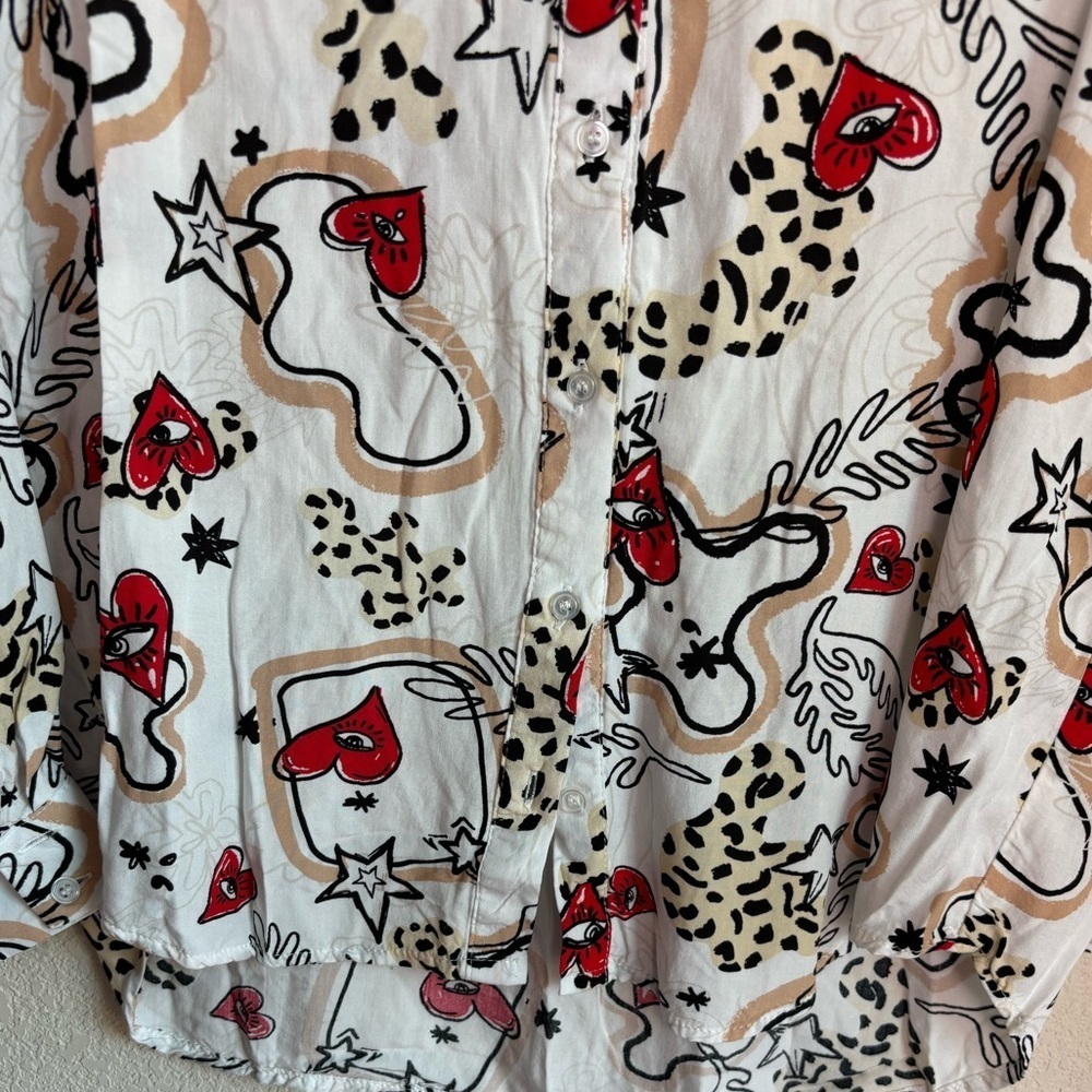 Milk & Honey Abstract Heart and Animal Print Button Down Pocketed Blouse M - Picture 3 of 9